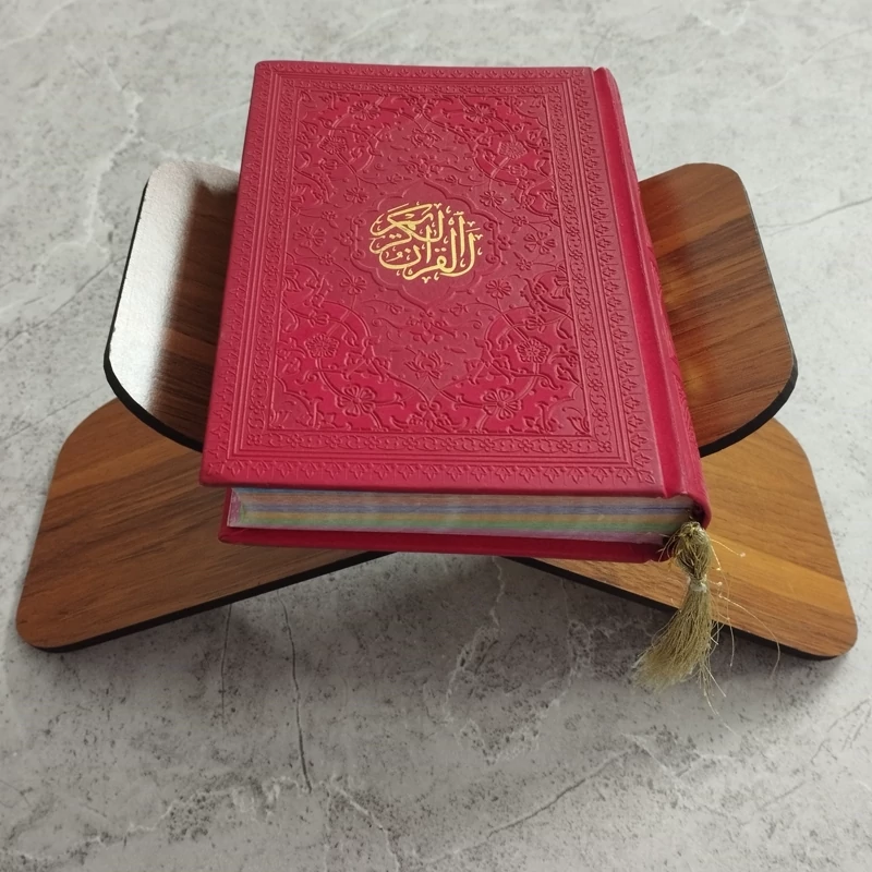 رحل قرآن چوبی کد 3 (پس کرایه)