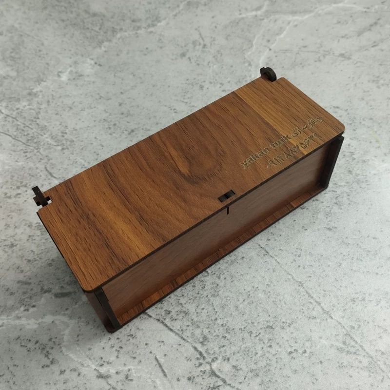جعبه هدیه چوبی کد11(12 در 5 در ارتفاع 4) (پس کرایه)